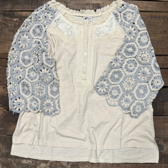 Jaded Gypsy ‘Stitched To You’ Top - Picture 1 of 2